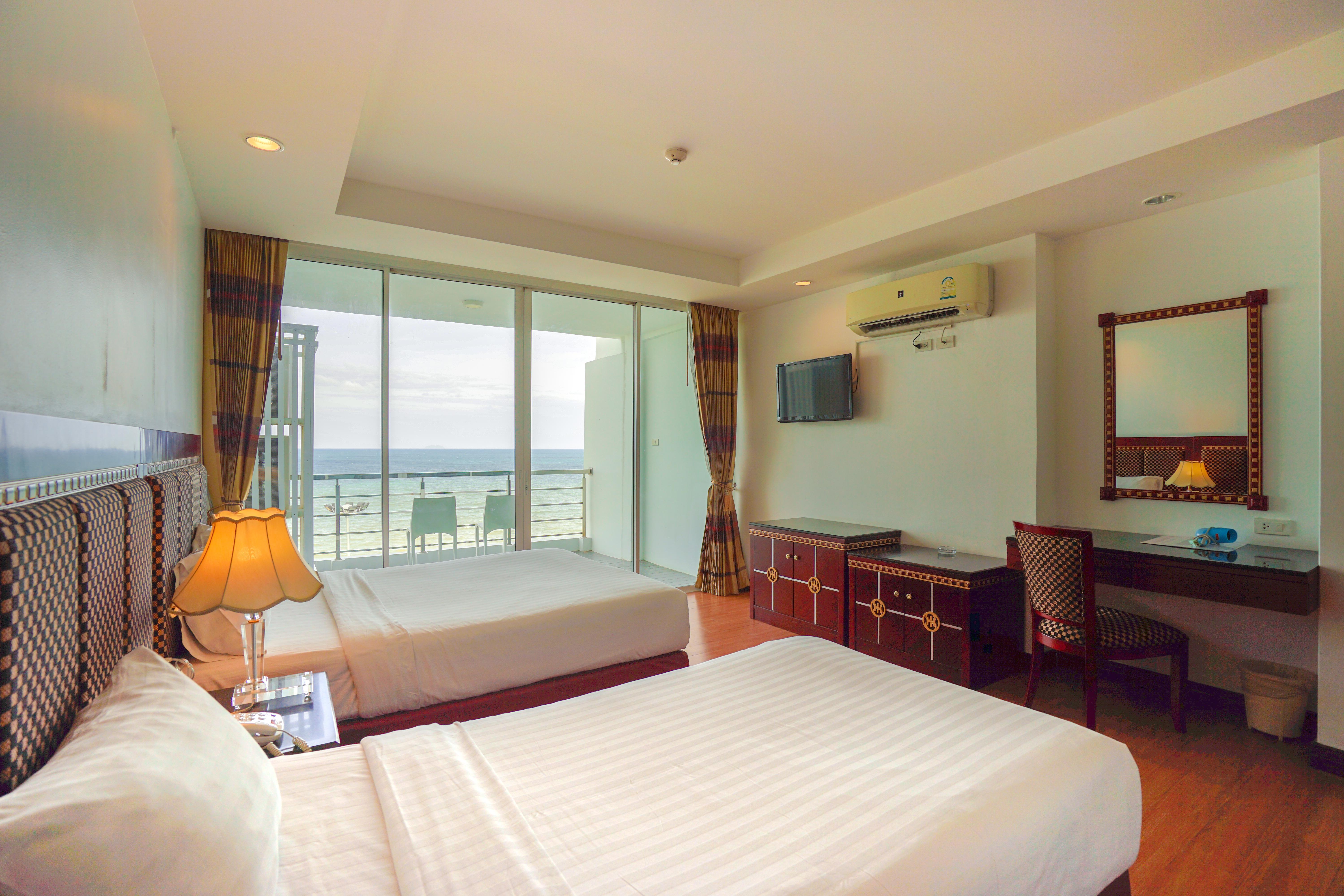 Jomtien Hisotel Экстерьер фото