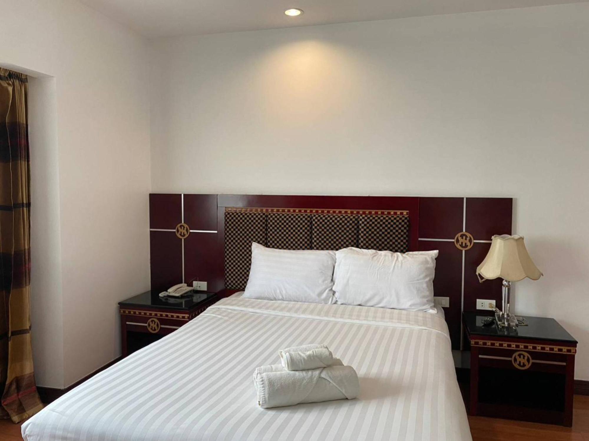Jomtien Hisotel Экстерьер фото