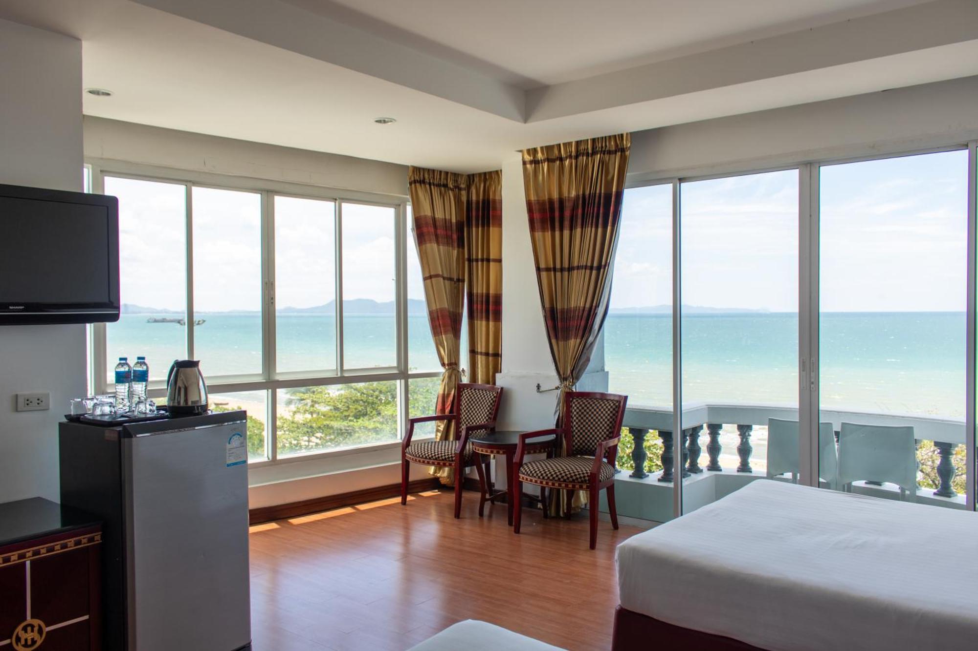 Jomtien Hisotel Экстерьер фото