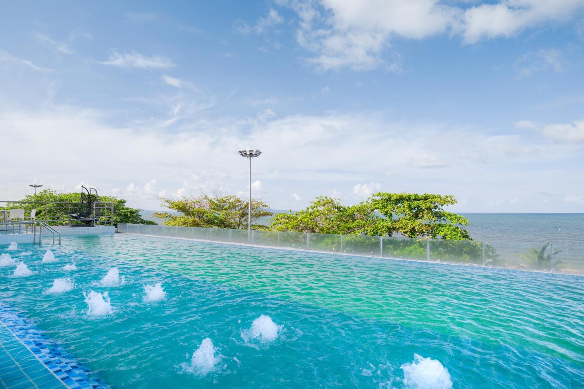 Jomtien Hisotel Экстерьер фото